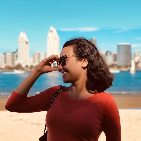 Meet your Posher, Juliette - Picture 3 of 4